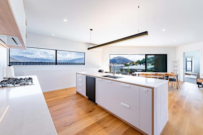 Grand Alpine Vista Escape - image 27