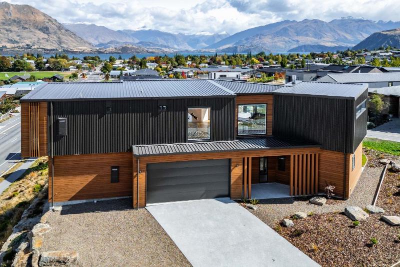 Grand Alpine Vista Escape - image 23