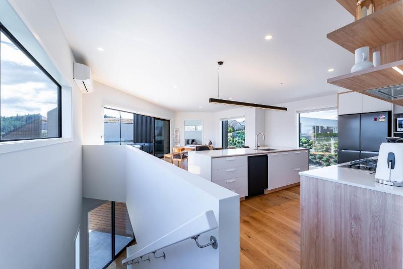 Grand Alpine Vista Escape - image 30