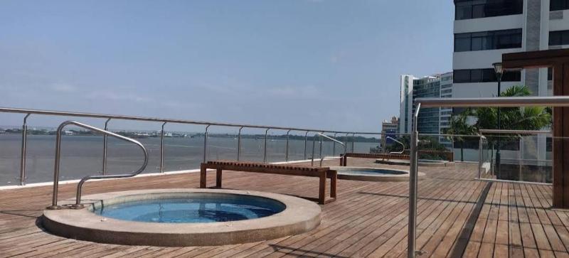 Ecusuites Habitación VIP con Jacuzzi Hidro - image 14