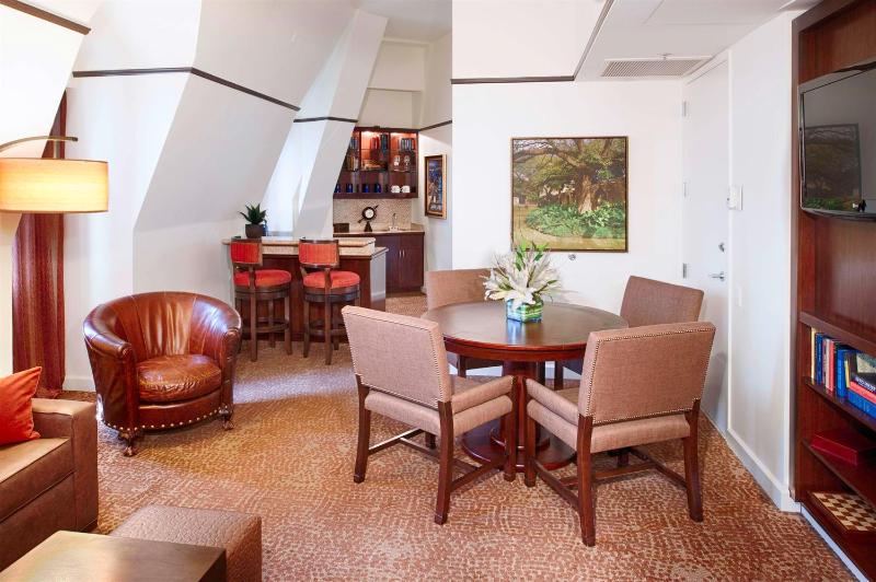 The Emily Morgan San Antonio - a DoubleTree by Hilton - image 5