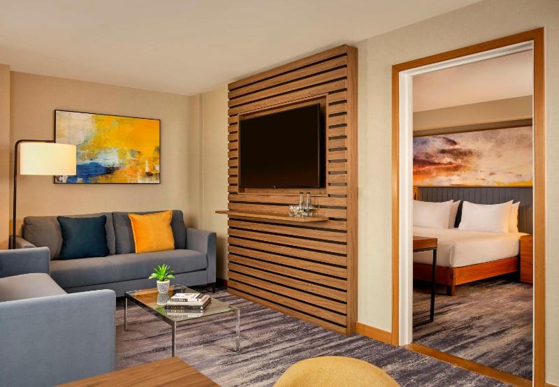 King Suite image 3