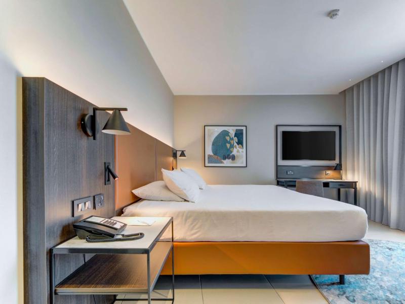 Queen Room image 1