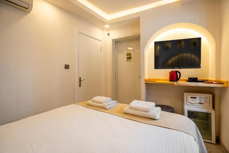 Emir Hotel - image 12