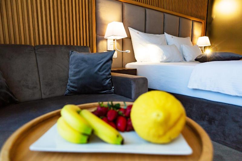 Superior Double Room image 1