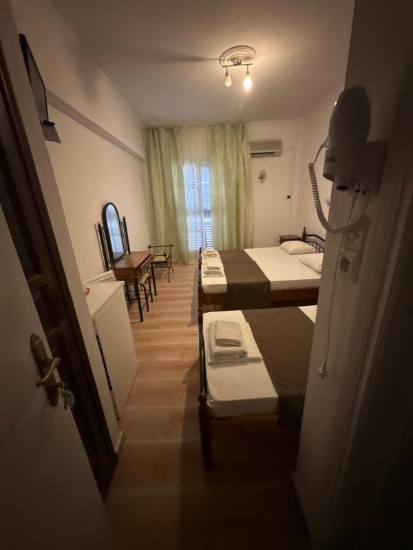 Triple Room image 4