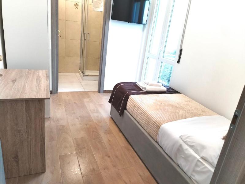 FIERA ROOMS - image 6