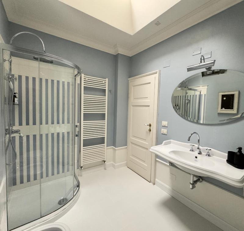 Junior Suite with Garden View image 3