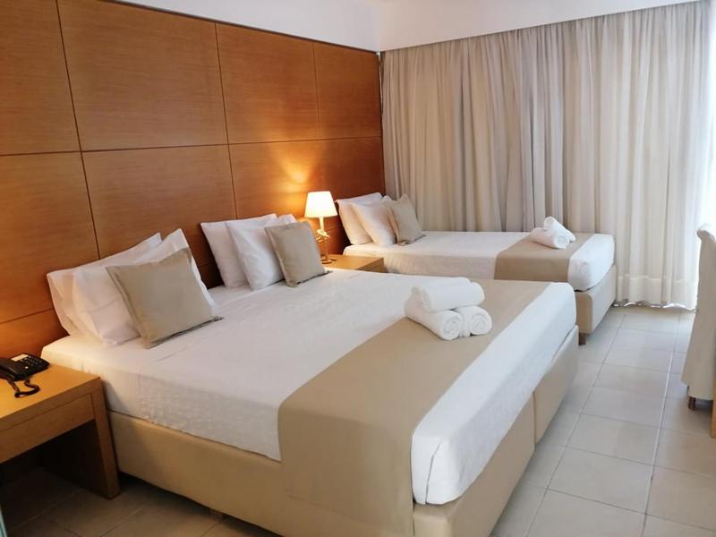 Double Room with Garden View image 2