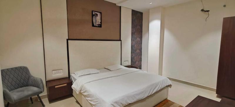 Hotel Divine Inn - image 16