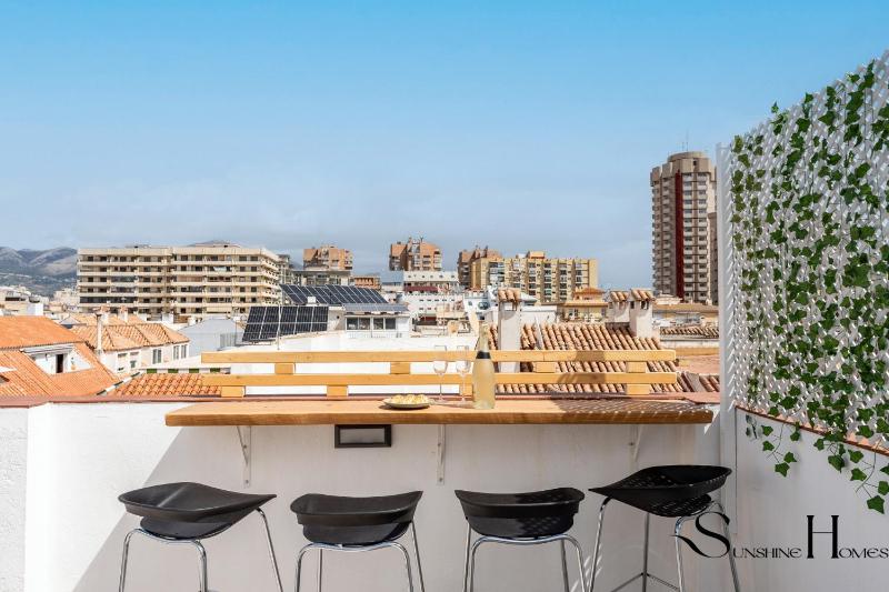 Central Seaside Lux 1min away to beach with Terrace - image 1
