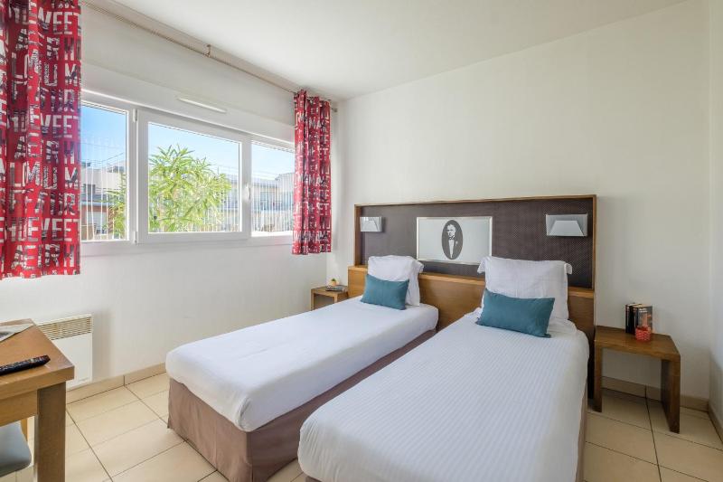 Two-Bedroom Apartment (6 Adults) image 1