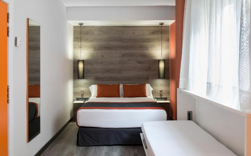Premium Familiy Room  image 4