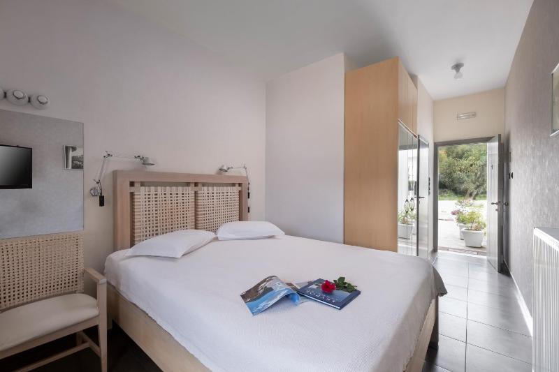 Single Room image 4
