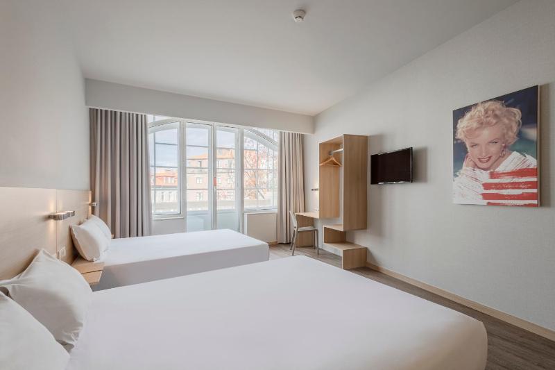 Moov Hotel Porto Centro - image 13