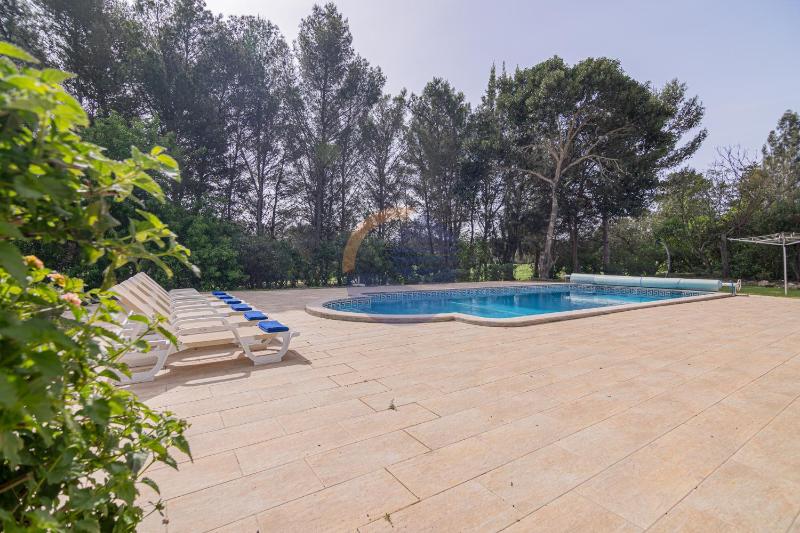 Villa Luxury Suites Heated Outdoor Pool - image 43