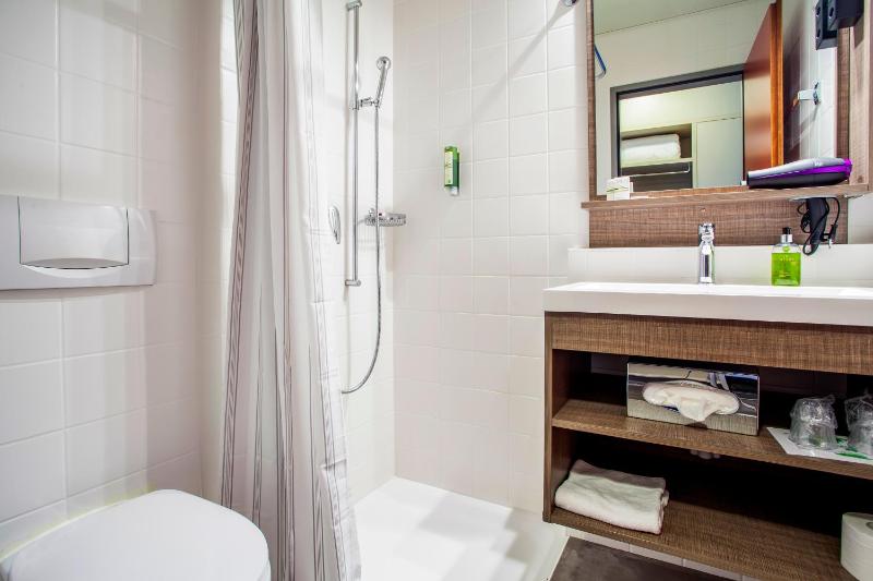 Standard Double Room image 2