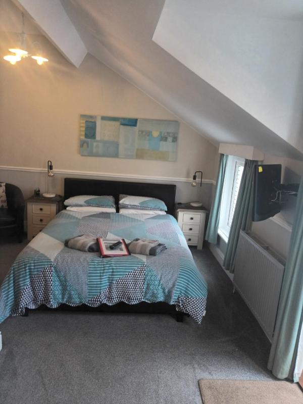 King Room with Balcony image 4