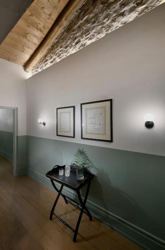 Stunning Athens Apartment 1 Bedroom Apartment Juvia Athinaidos - image 12