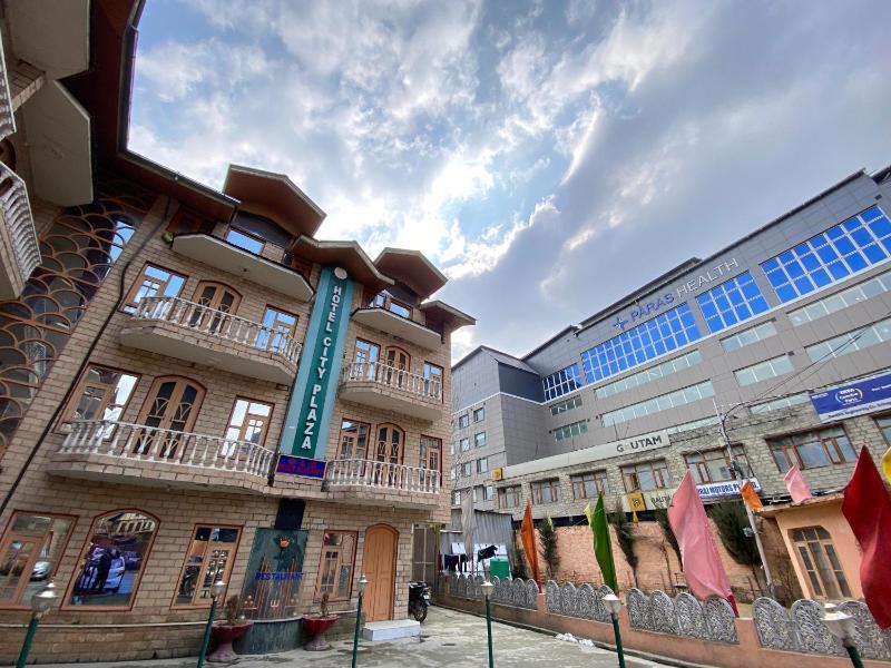 Hotel City Plaza, Srinagar Images