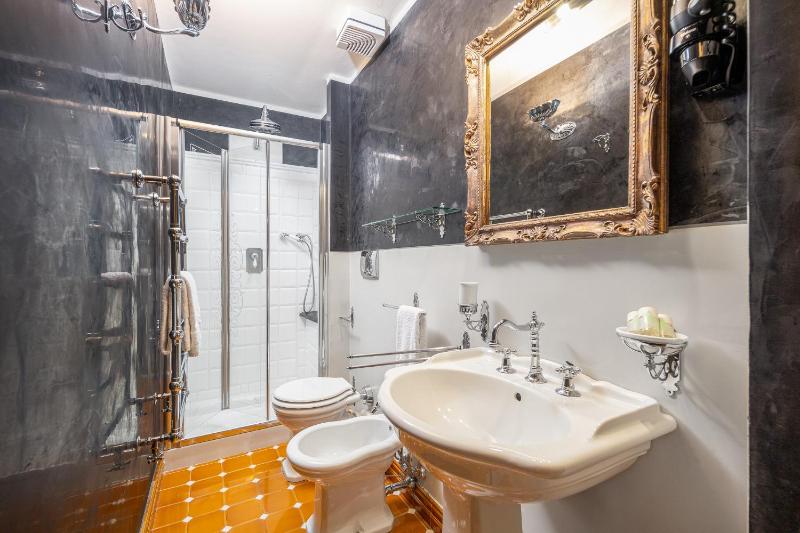 Triple Room image 1