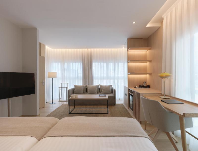 Junior Suite image 3