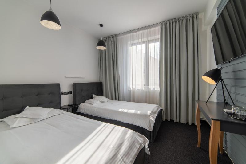 Twin Room image 1