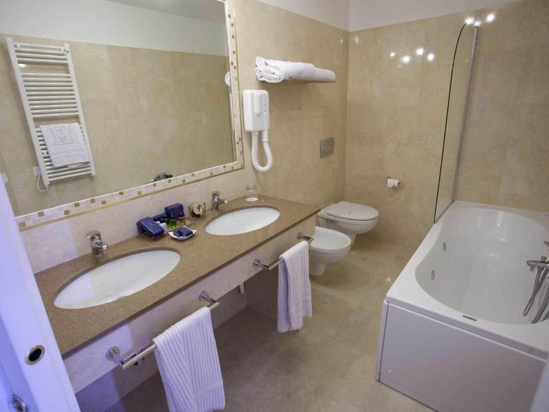 Giotto Hotel & Spa - image 20