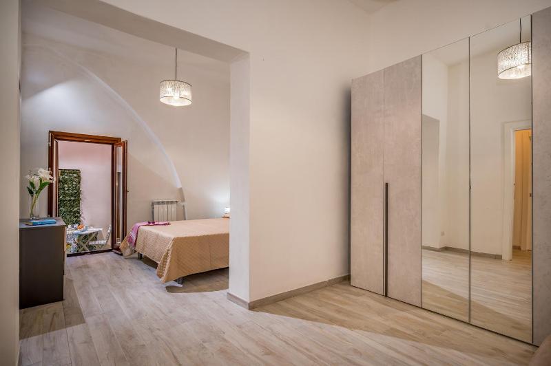 Casa Del Golfo SantAntonino - image 30