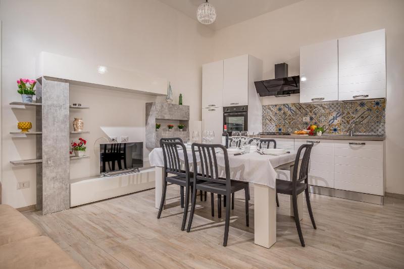 Casa Del Golfo SantAntonino - image 33