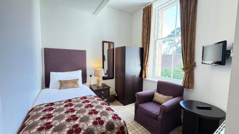 Single Room image 1