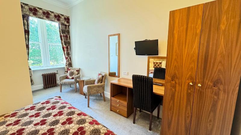 Standard Double Room image 4