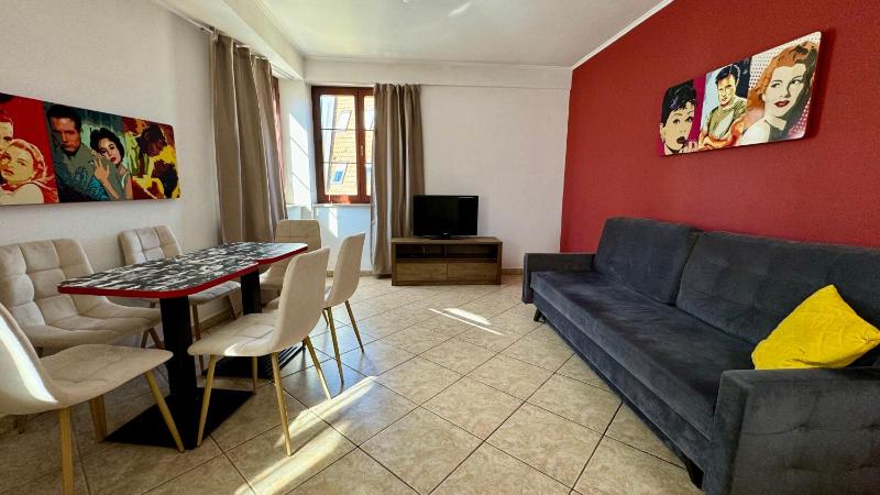 Galeria Italiana Apartments - image 2