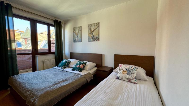 Galeria Italiana Apartments - image 6
