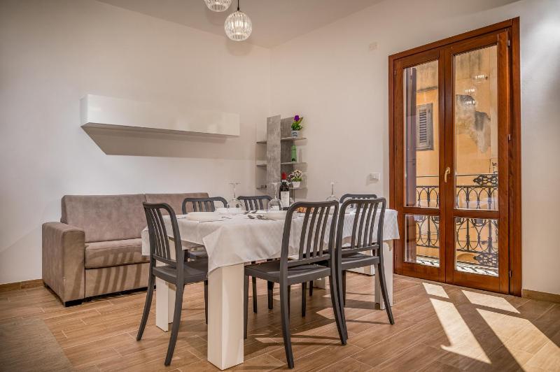 Casa Del Golfo SantAntonino - image 9