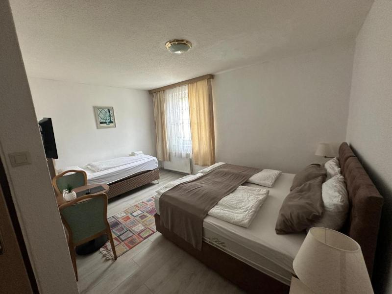 Triple Room image 2