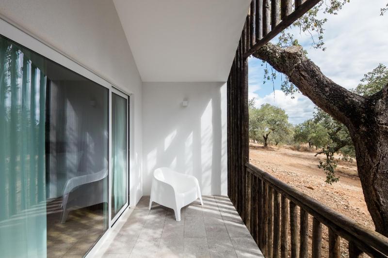 Double Room with Terrace image 2