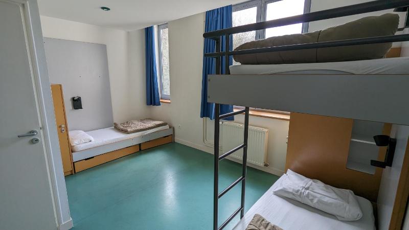 Triple Room with Shower image 1