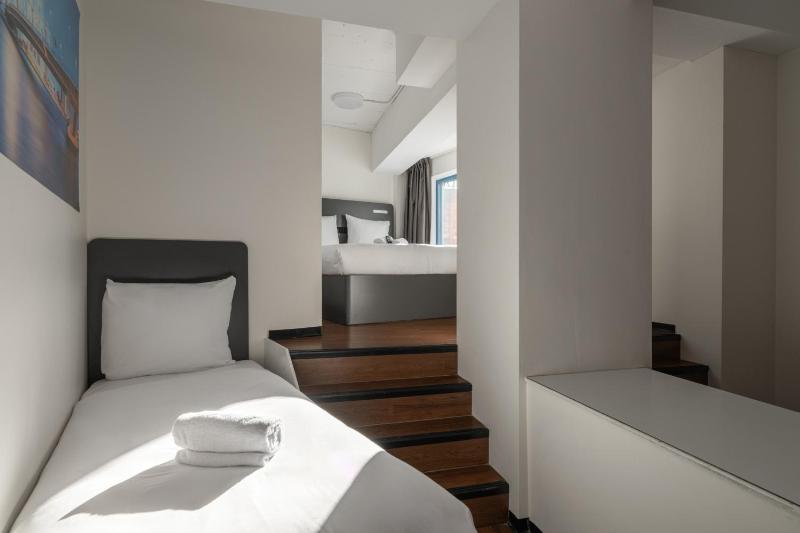 Triple Room image 1