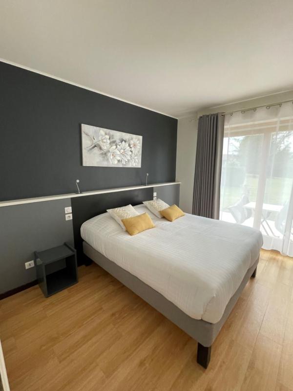 Superior Double Room with Terrace image 4