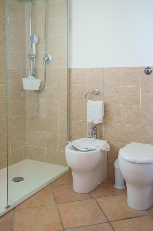 Standard Double or Twin Room image 2