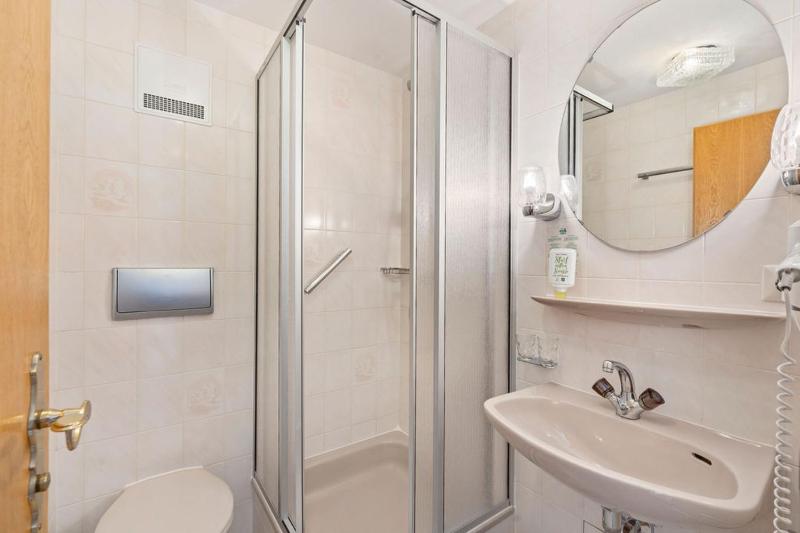 Hotel Garni Traube - image 28