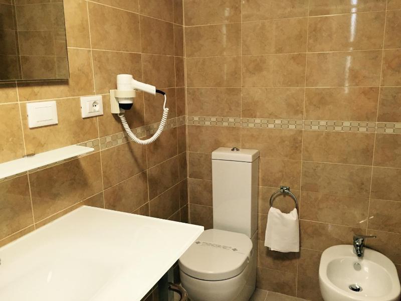 Superior Double or Twin Room image 2