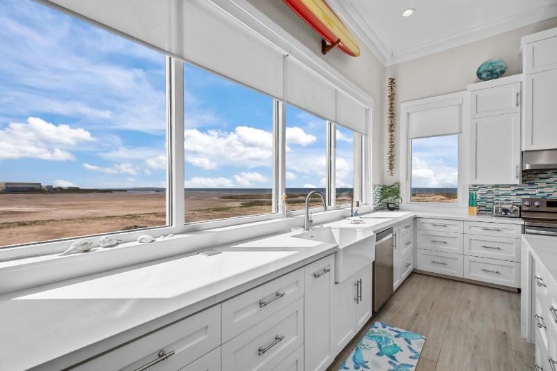 Call Me The Breeze - Private home at The Shores home - image 4