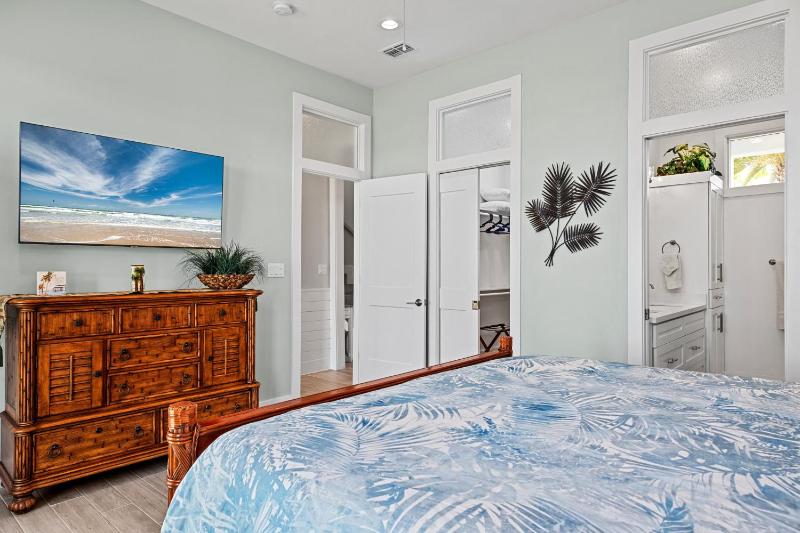 Call Me The Breeze - Private home at The Shores home - image 15