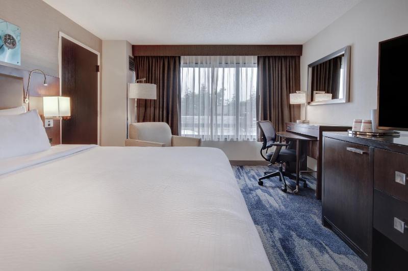 Standard Room image 4