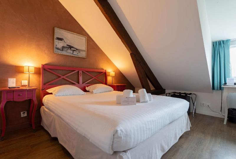 Classic Room with Sea View image 1