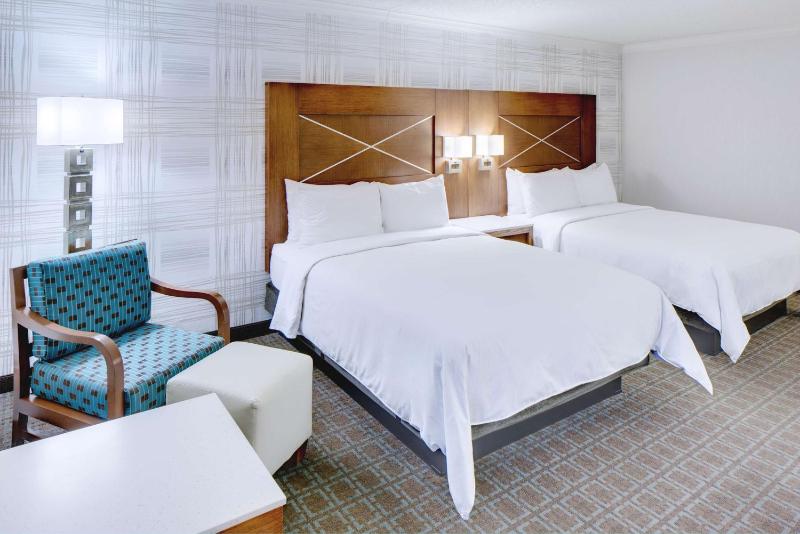 Queen Room with Two Queen Beds image 1