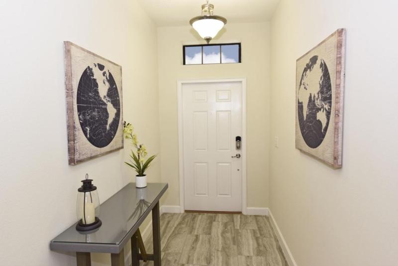 Spacious 5 Bed Pool Home with Game Room home - image 34