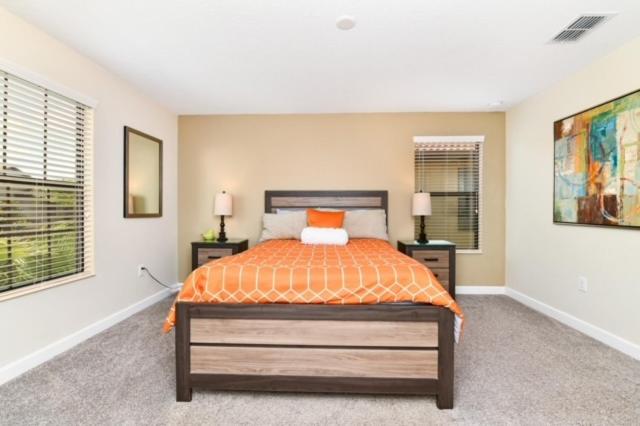 Spacious 5 Bed Pool Home with Game Room home - image 12